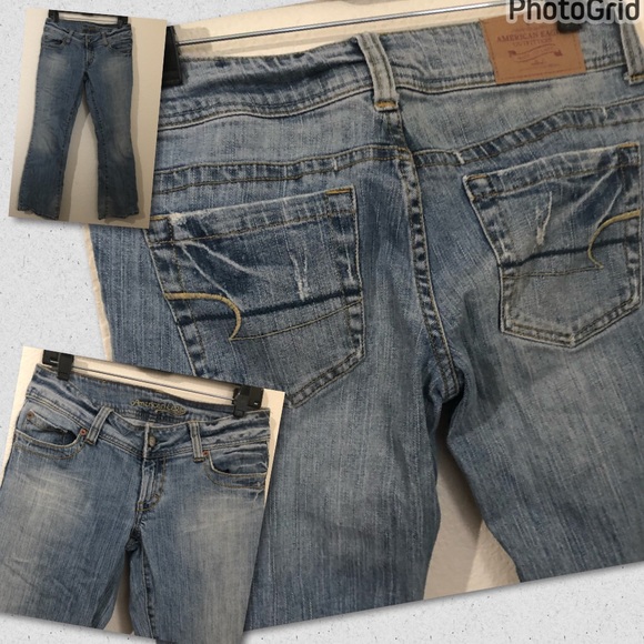 American Eagle Outfitters Denim - AMERICAN EAGLE Womens 6 Short Jeans Light Wash Low Rise Flare